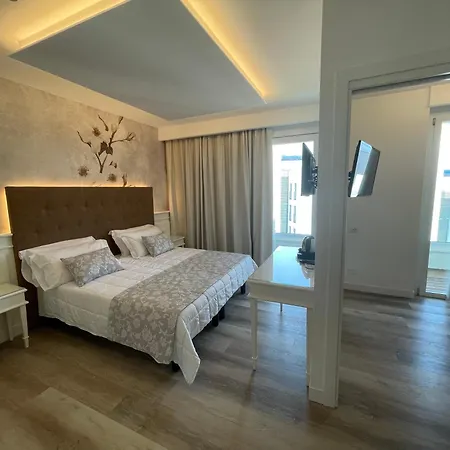 Park Cellini Hotel 4*