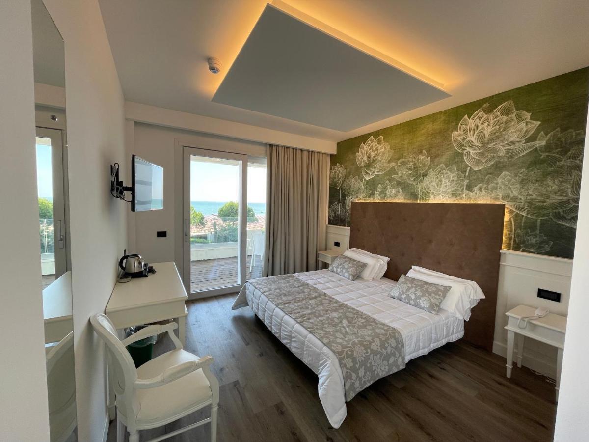 Park Cellini Hotel 4*