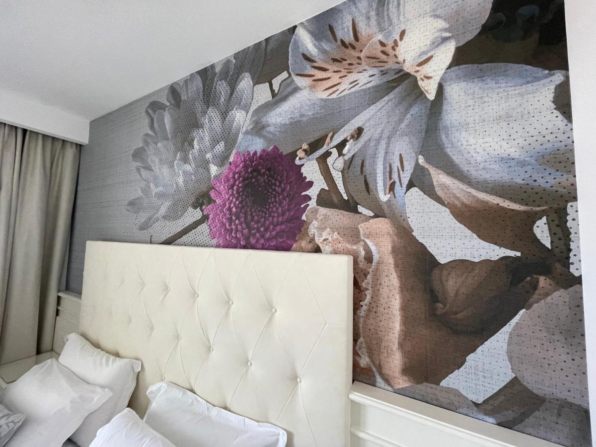 Park Cellini Hotel