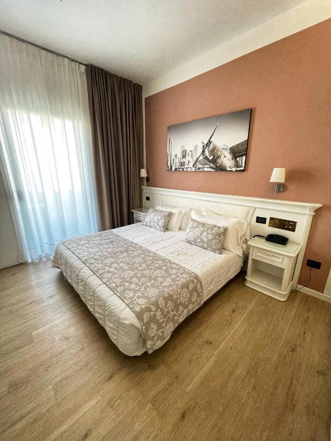 Hotel Park Cellini 4*