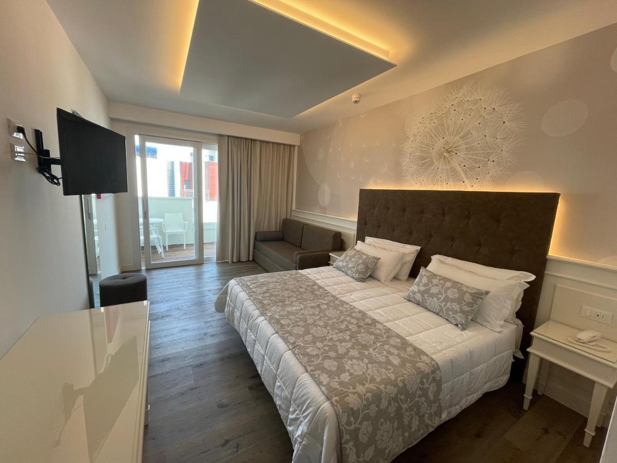 Park Cellini Hotel