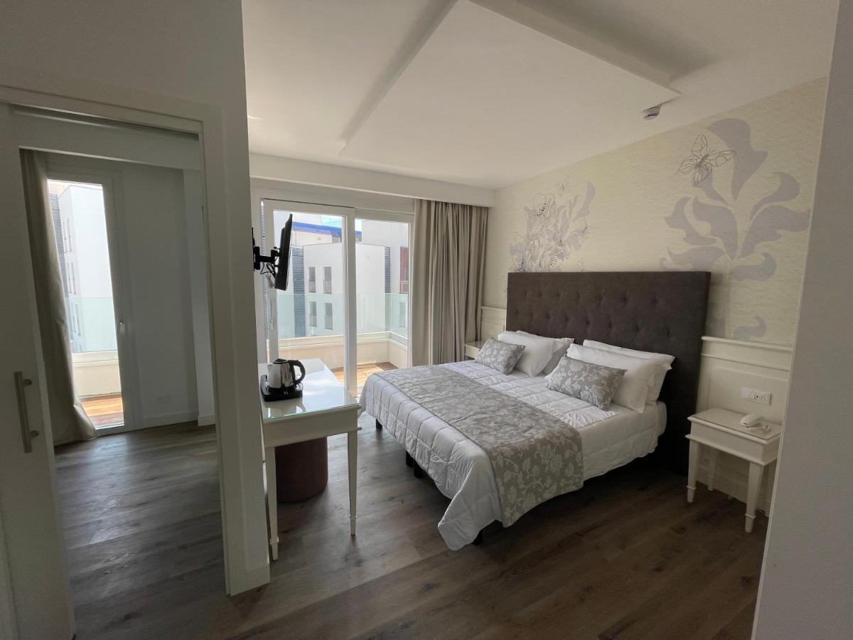 Park Cellini Hotel 4*