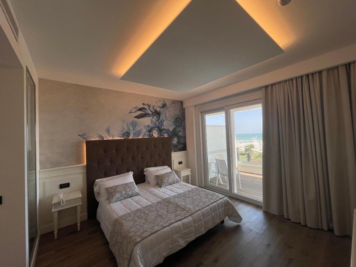 Hotel Park Cellini 4*
