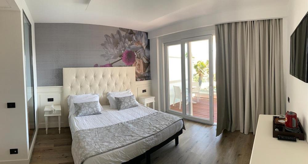 Park Cellini 4*