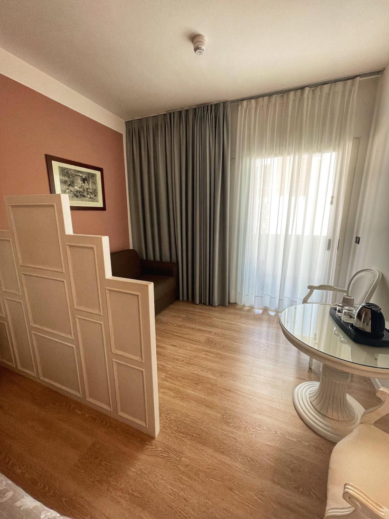 Park Cellini Hotel 4*