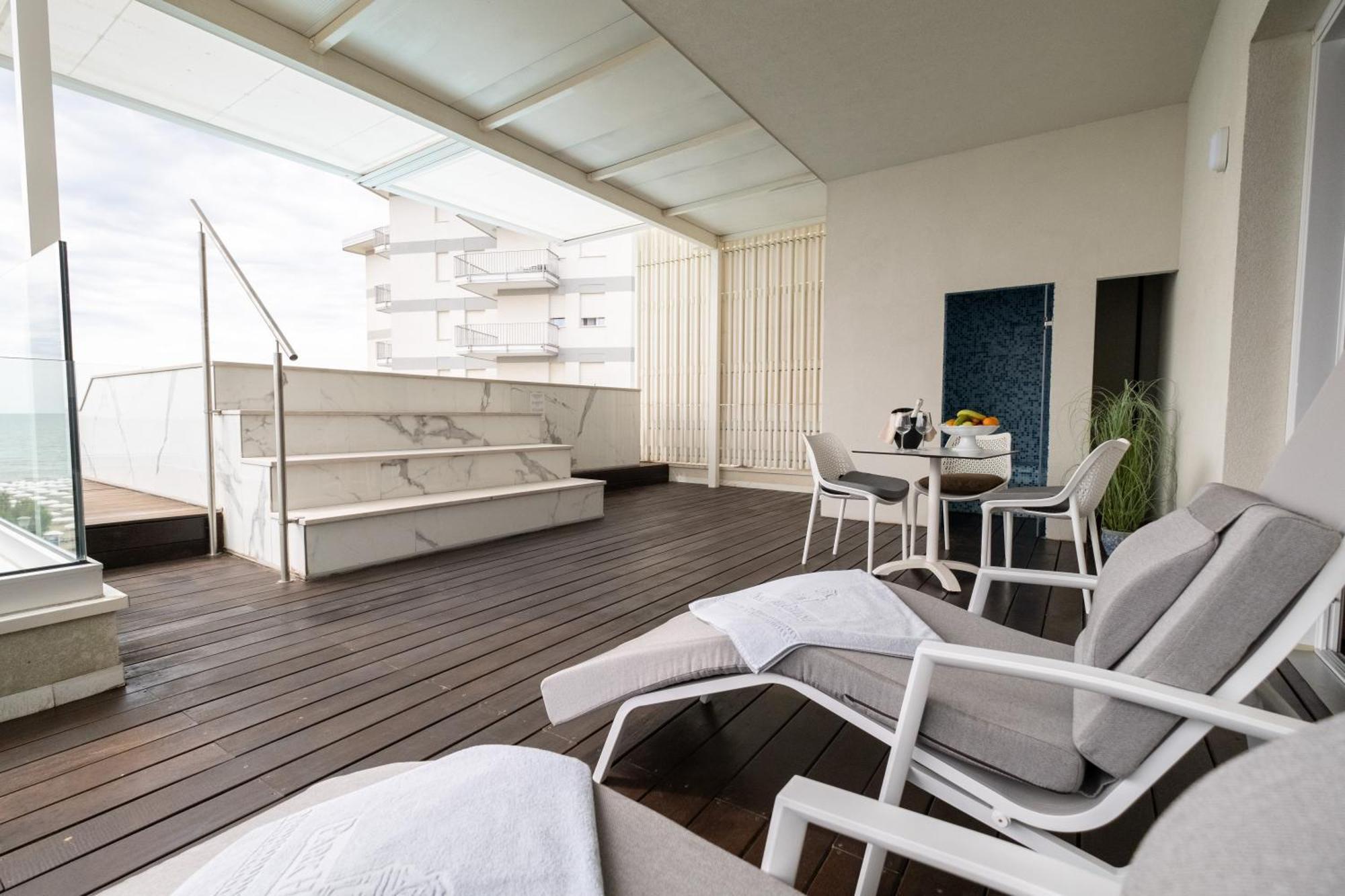 Hotel Park Cellini 4*